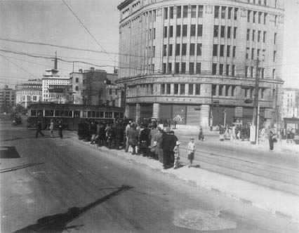 Downtown Tokyo, Ginza Street - 1945